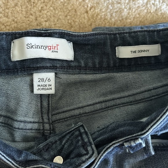 Skinny girl Jeans - Picture 3 of 3